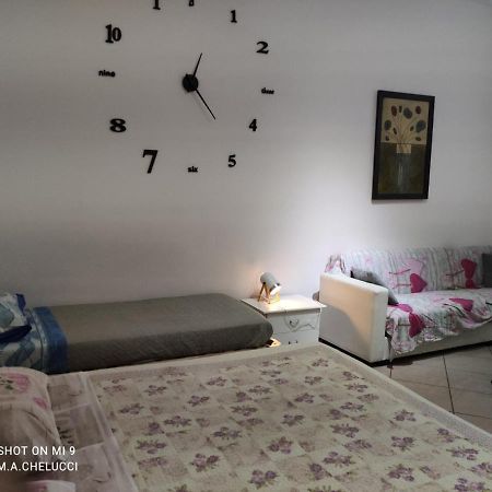 Casa L'Abbraccio Appartement Livorno Buitenkant foto
