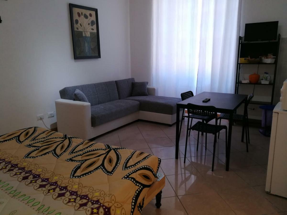 Casa L'Abbraccio Appartement Livorno Buitenkant foto